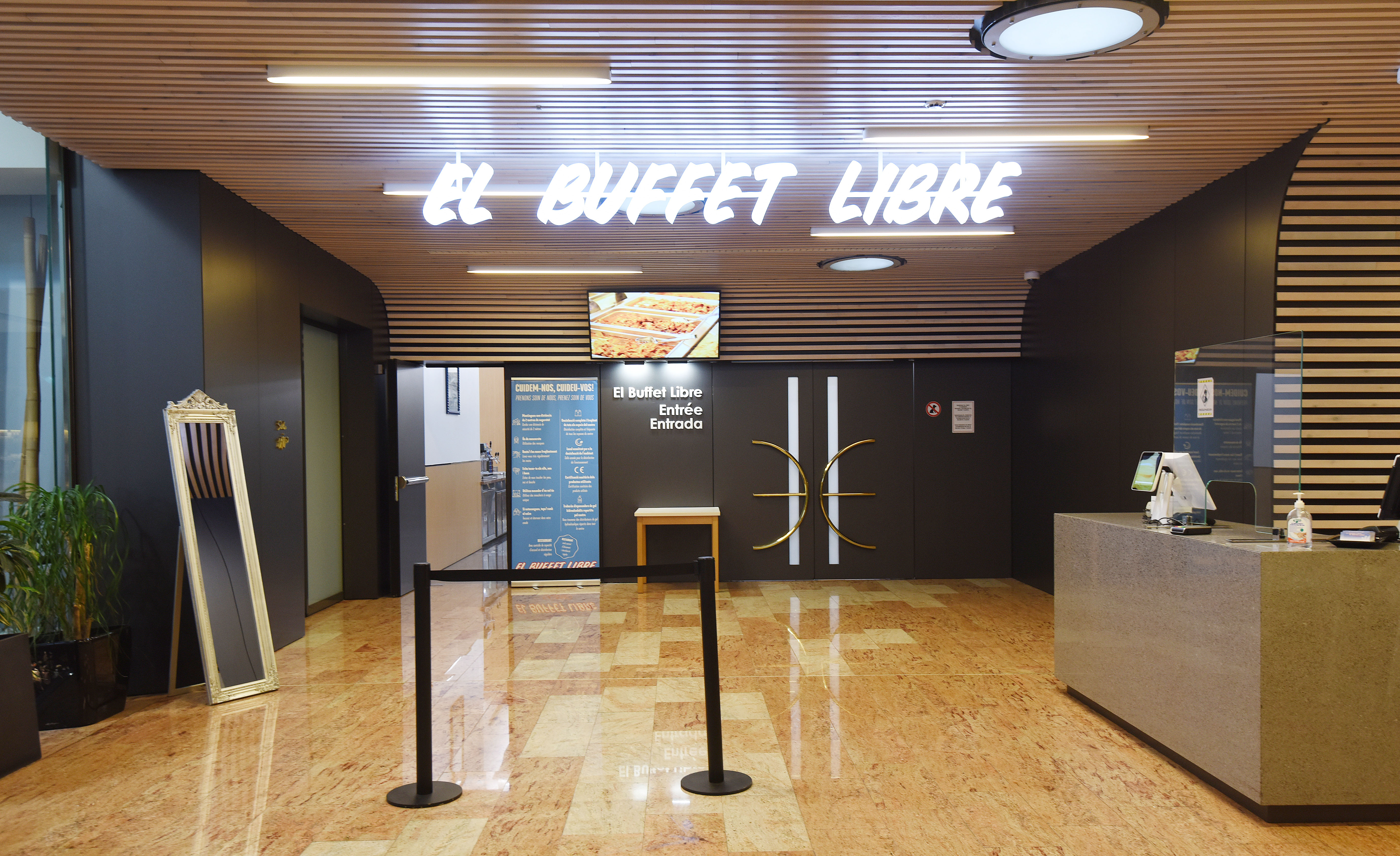 El Buffet libre - Centre Comercial Gran Jonquera 5